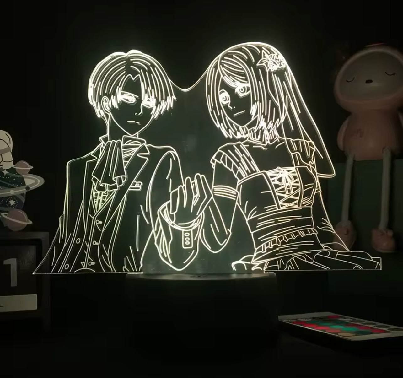 Attack On Titan Deko – Anime Nachtlampe Licht Desktop Dekoration | Figurama